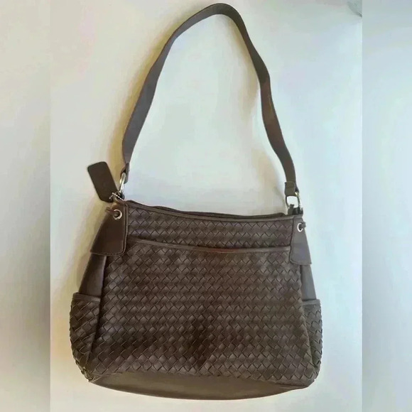 St. Johns Bay Genuine Leather Shoulder purse - Picture 1 of 9